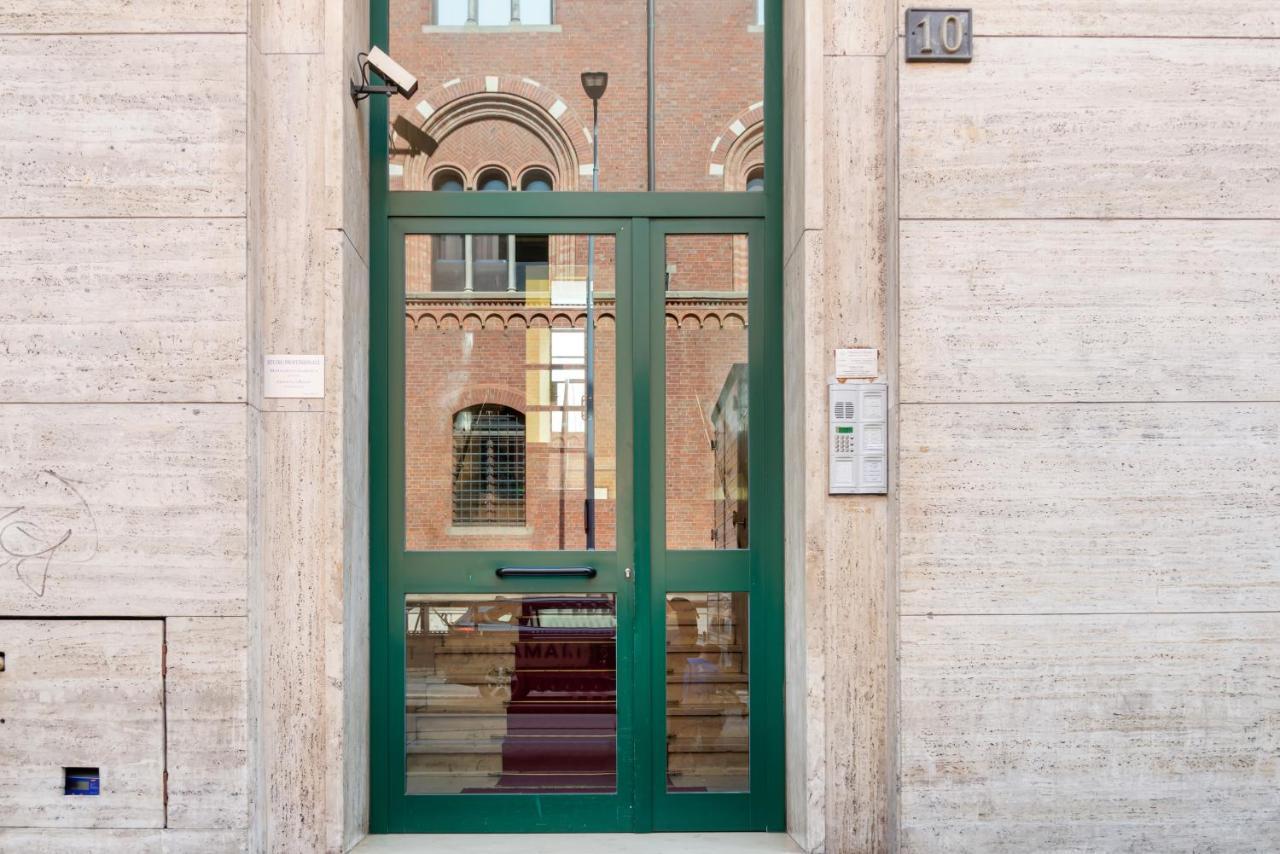 Stazione Centrale Cozy And Functional Flat Милано Екстериор снимка